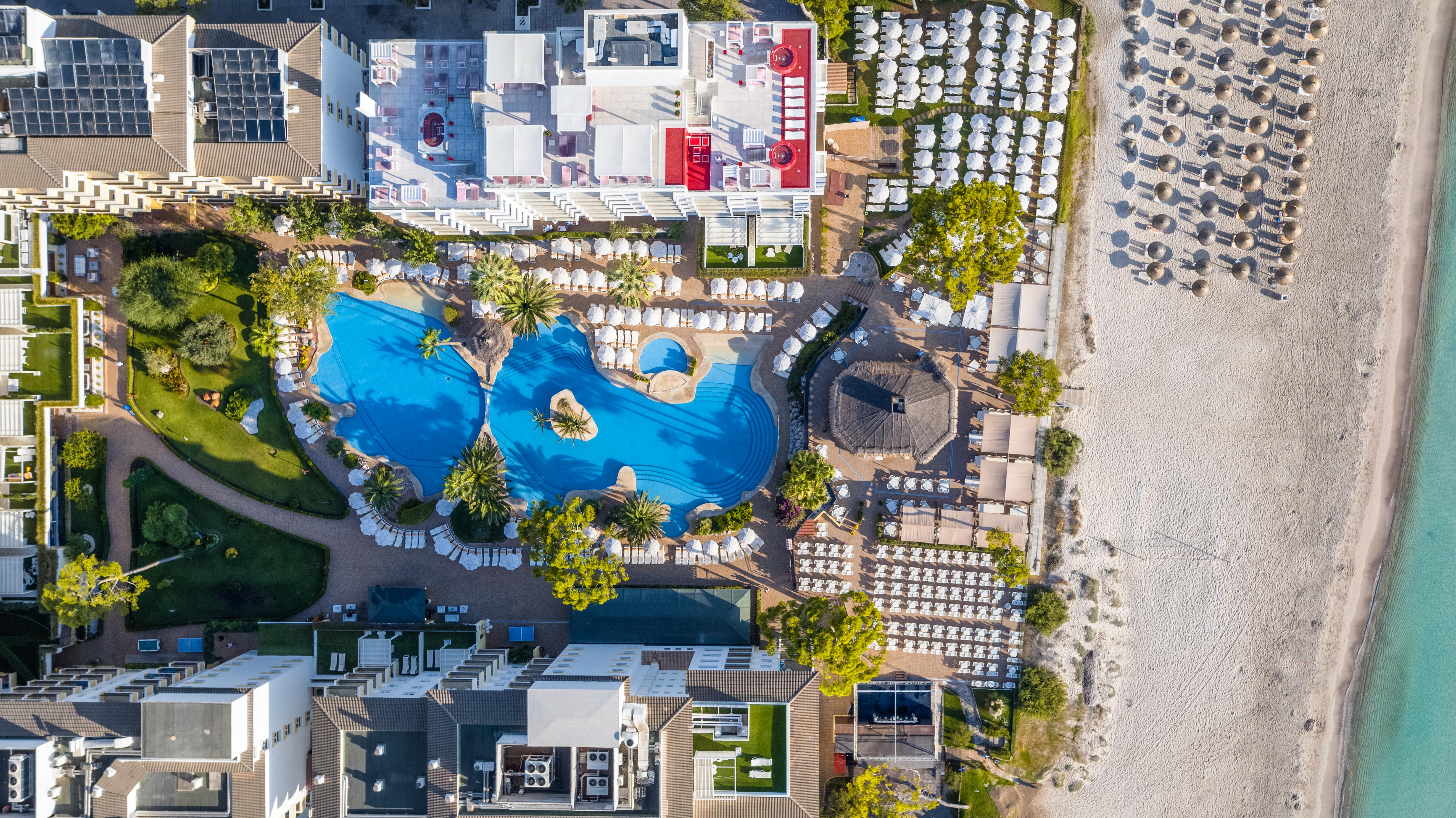 Iberostar Waves Alcudia Park Hotel Playa de Muro  Exterior photo