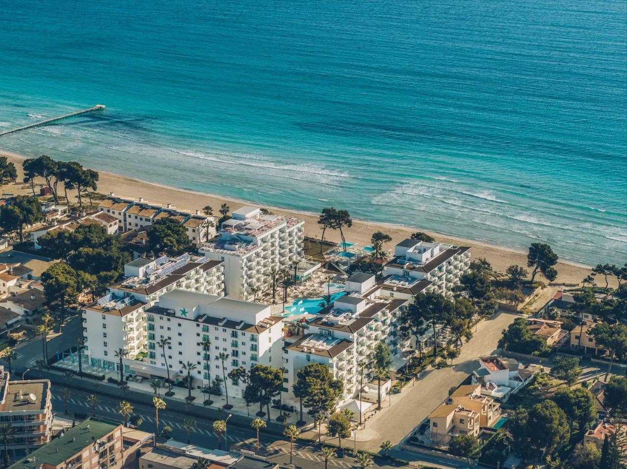 Iberostar Waves Alcudia Park Hotel Playa de Muro  Exterior photo